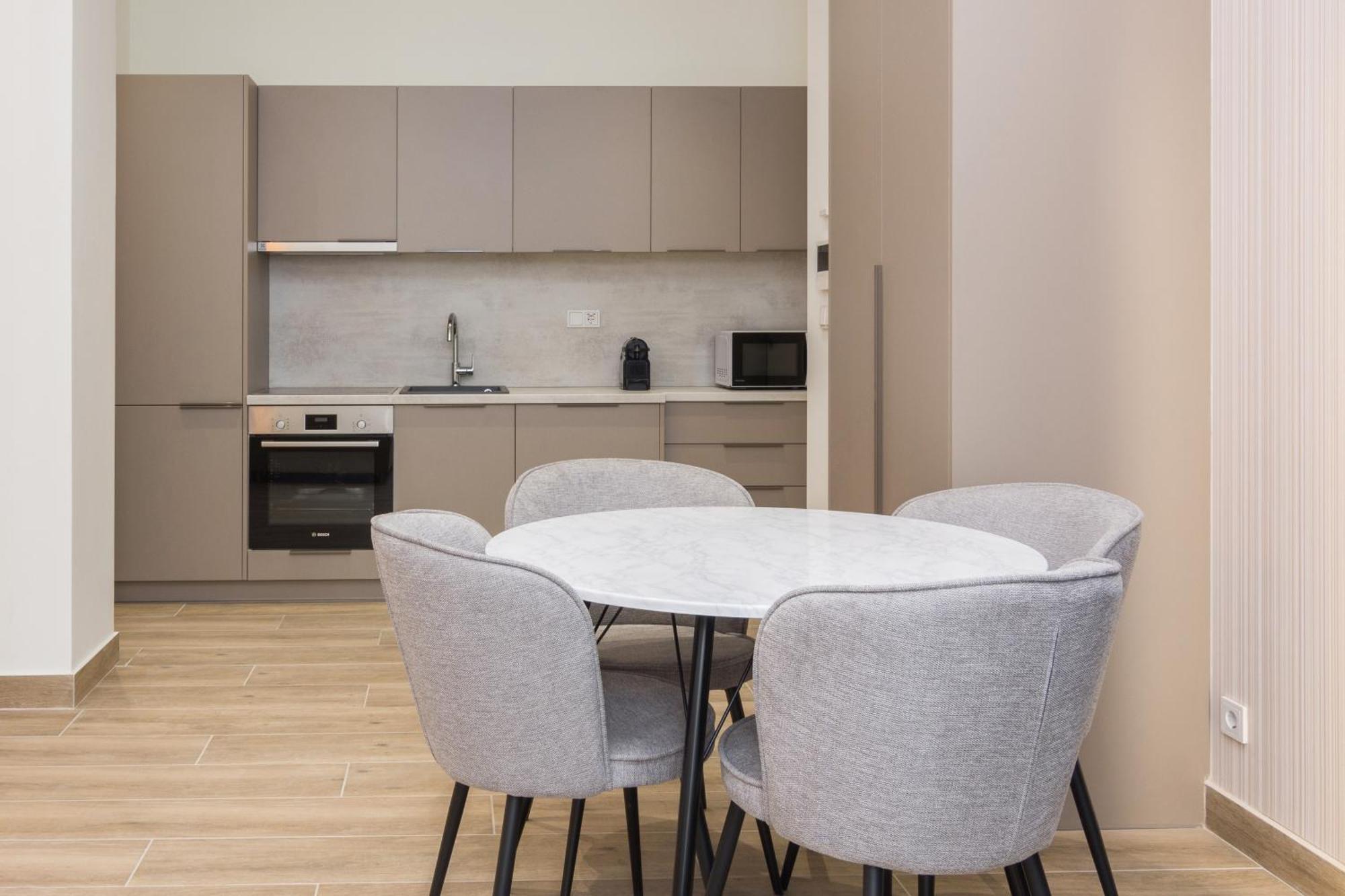 Socrates Fully Equipped Apartments With Unique Design Atenas Exterior foto